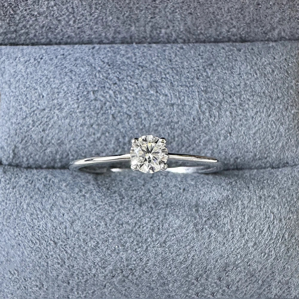 Moissanite Elegance