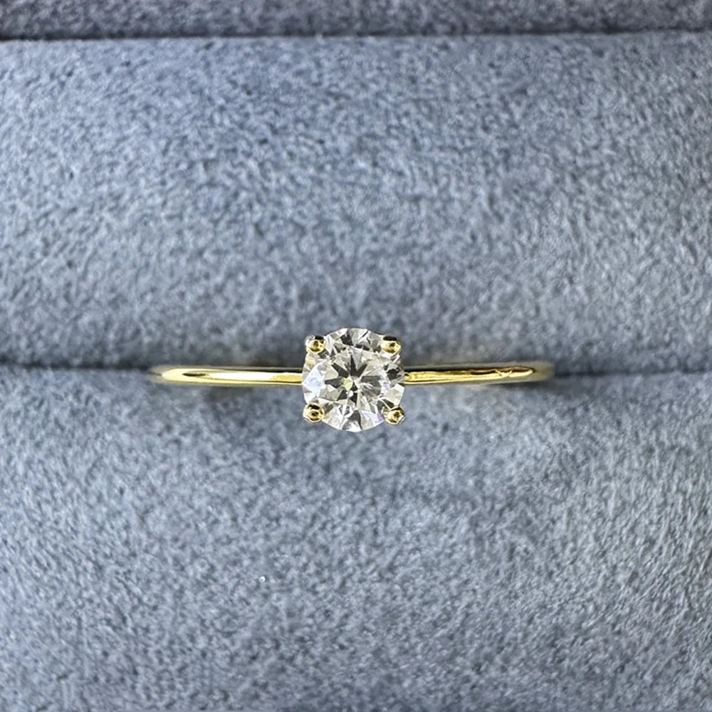 Moissanite Elegance